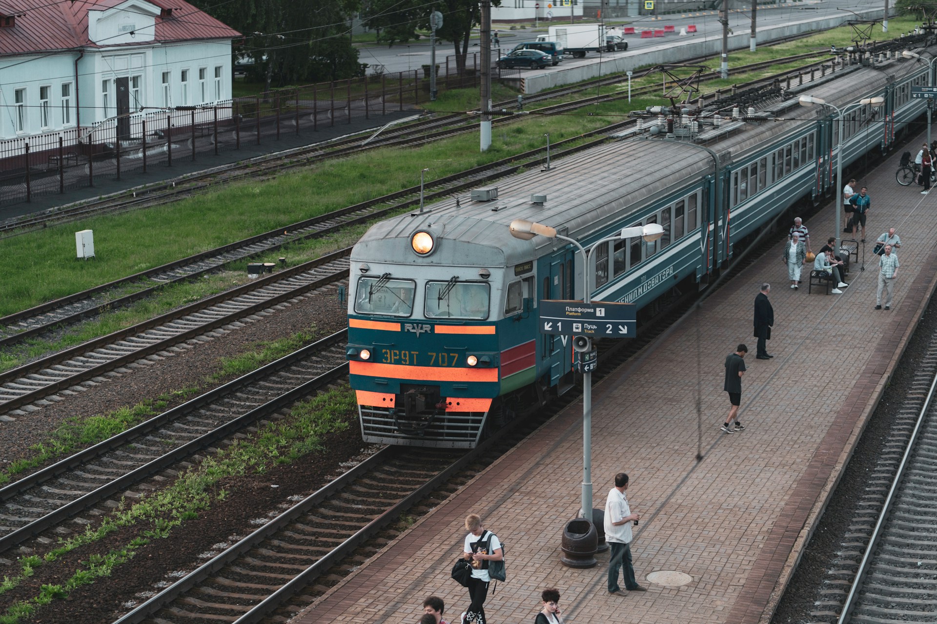 Novo marco legal das ferrovias O novo marco regulatório das ferrovias e a introdução de short lines no modelo ferroviário nacional Legislação ferroviária brasileira decreto nº 7929/2013 Marco das ferrovias lei nº 6766/79 ANTT ferrovias lei nº 10.233, de 5 de junho de 2001