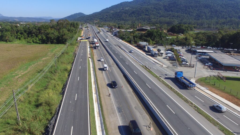 mapa da br-470
trânsito na br-470 agora
br-470 está liberada
rota para br-470
BR-470 Rio do Sul
BR-470 interditada
BR-470 deslizamento
BR-470 duplicação
